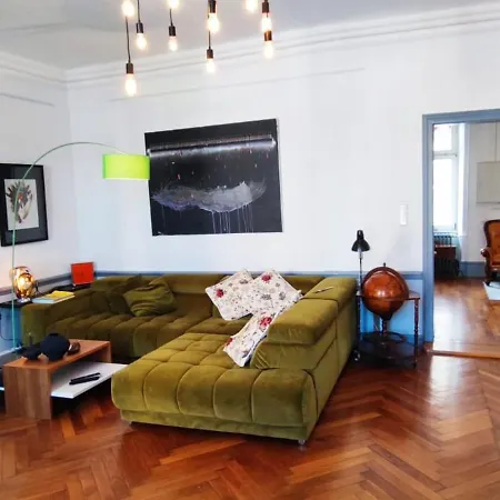 Designwohnung Am Schloss Apartment